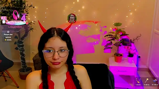 Krysten Riter online show from 12-22-25, 01:52