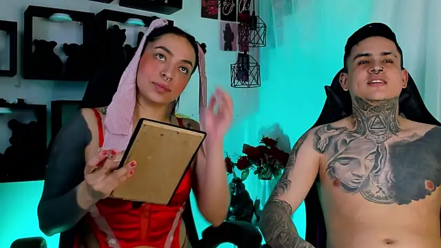 Sarahandzack online show from 10-29-25, 06:53