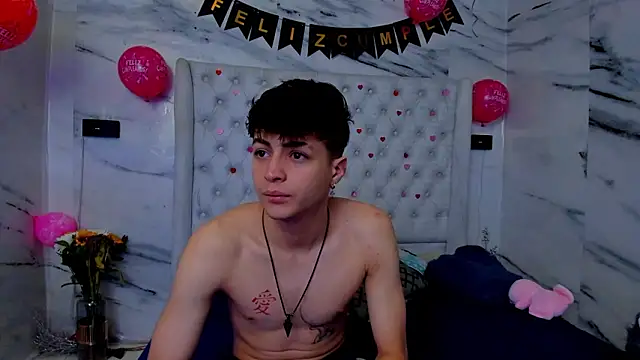 Ari and Storm online show from 02-22-26, 02:15