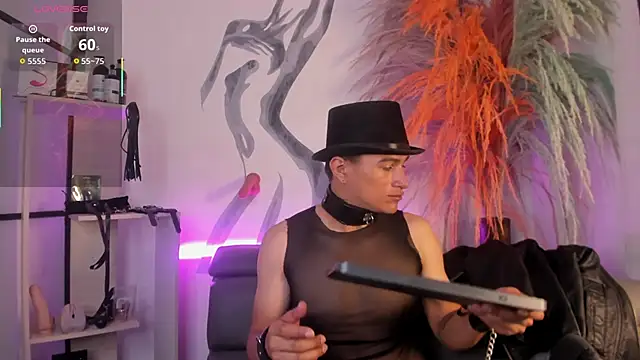 LiamDeep online show from 10-31-25, 08:43