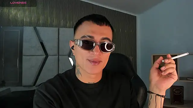 LiamDeep online show from 02-11-26, 08:36