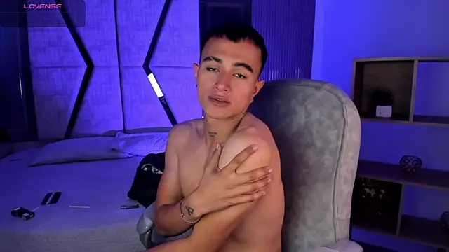 LiamDeep online show from 02-17-26, 08:15