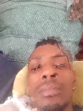 Snapshot of Brettless chatting on 04-07-26, 09:21 Brettless online show from 04-07-26, 09:21