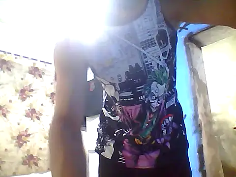 Snapshot of RICHARDSANCHEZZ chatting on 11-05-25, 11:16 RICHARDSANCHEZZ online show from 11-05-25, 11:16