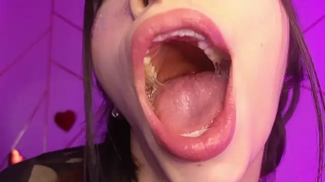 Hollyxx  online show from 03-11-26, 03:23