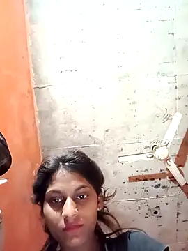 Snapshot of Jyoti_thakurr chatting on 09-12-25, 08:09 Jyoti thakurr online show from 09-12-25, 08:09