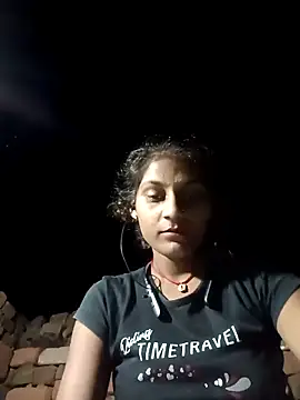 Snapshot of Jyoti_thakurr chatting on 09-14-25, 03:44 Jyoti thakurr online show from 09-14-25, 03:44