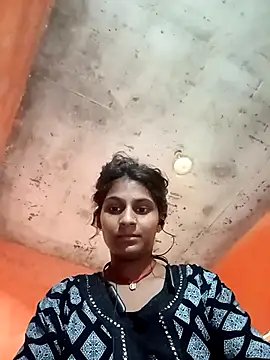 Snapshot of Jyoti_thakurr chatting on 09-22-25, 06:37 Jyoti thakurr online show from 09-22-25, 06:37