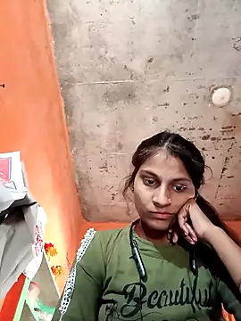 Snapshot of Jyoti_thakurr chatting on 11-03-25, 05:52 Jyoti thakurr online show from 11-03-25, 05:52