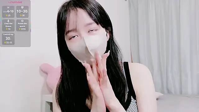 Snapshot of Anne_Anne_chan chatting on 10-09-25, 04:21 Anne Anne chan online show from 10-09-25, 04:21