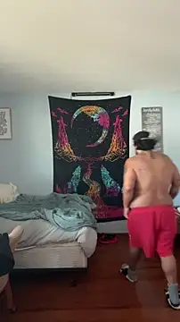 Snapshot of Lunablu13 chatting on 12-17-25, 02:56 Lunablu13 online show from 12-17-25, 02:56