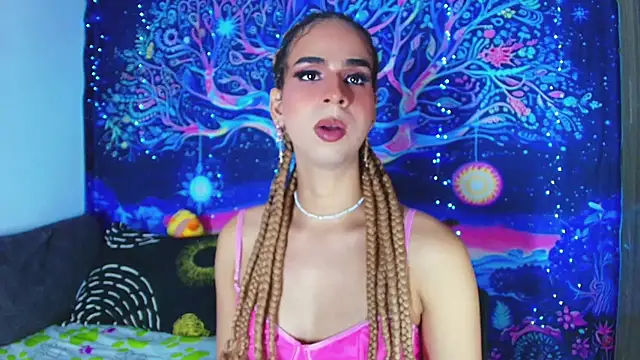 Snapshot of Jupiter_88 chatting on 05-10-26, 01:44 Jupiter 88 online show from 05-10-26, 01:44
