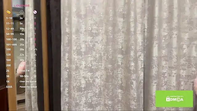 Snapshot of lady_linaa chatting on 10-11-25, 04:49 lady linaa online show from 10-11-25, 04:49