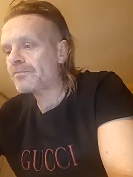 Kuba Gd online show from 12-30-24, 04:08