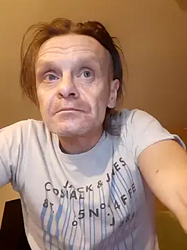 Kuba Gd online show from 01-01-25, 02:19