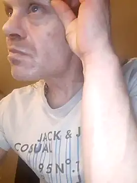 Kuba Gd online show from 02-08-25, 02:15