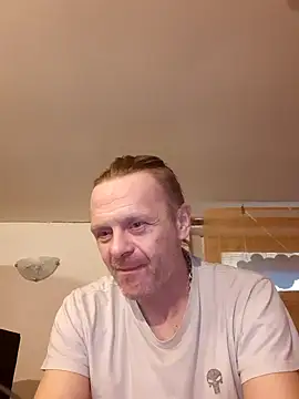 Kuba Gd online show from 02-12-25, 08:49