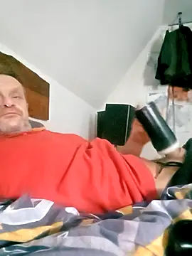 Snapshot of Kuba_Gd chatting on 01-13-26, 10:20 Kuba Gd online show from 01-13-26, 10:20