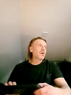 Snapshot of Kuba_Gd chatting on 02-13-26, 08:54 Kuba Gd online show from 02-13-26, 08:54