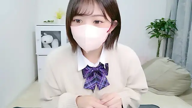 Hinata Sun online show from 09-13-25, 08:58