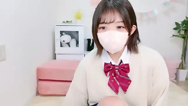 Hinata Sun online show from 09-22-25, 10:06