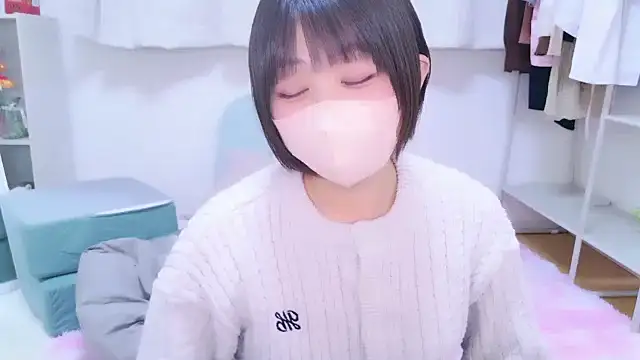 Hinata Sun online show from 02-05-26, 09:52