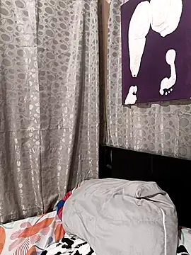 Lahila  online show from 04-29-26, 09:21