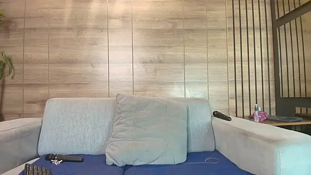 Susyhot  online show from 06-13-26, 03:15