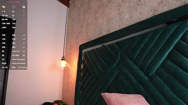 Sofi Moreno online show from 07-22-26, 11:02