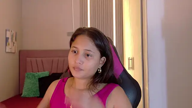 Laly Cherry  online show from 11-28-25, 12:30