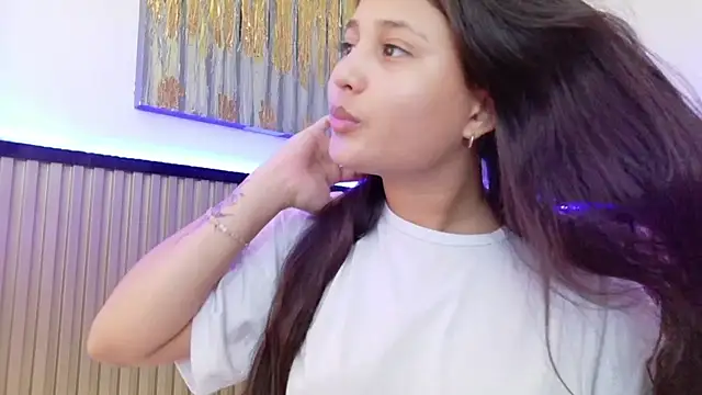 Laly Cherry  online show from 12-16-25, 12:32