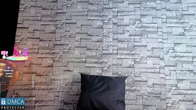 Snapshot of Kiara_Zahiri__ chatting on 11-22-25, 12:26 Kiara Zahiri online show from 11-22-25, 12:26