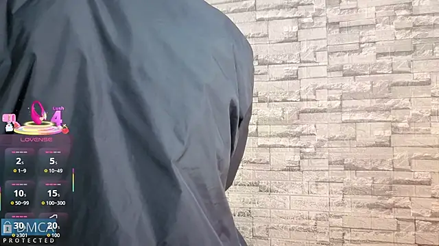 Snapshot of Kiara_Zahiri__ chatting on 12-15-25, 10:52 Kiara Zahiri online show from 12-15-25, 10:52