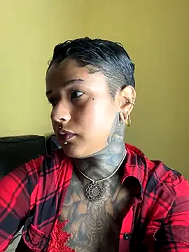 Snapshot of xbigpeach chatting on 09-11-25, 10:32 xbigpeach online show from 09-11-25, 10:32