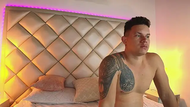 EclipseandFlame online show from 10-01-25, 02:23