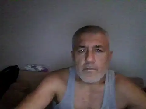 Snapshot of alemci_7434 chatting on 11-25-25, 01:33 alemci 7434 online show from 11-25-25, 01:33