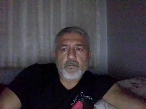 Snapshot of alemci_7434 chatting on 04-11-26, 12:04 alemci 7434 online show from 04-11-26, 12:04