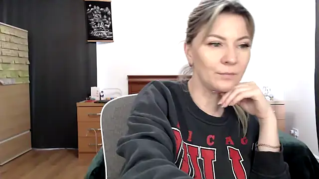 ParadiseAlina online show from 02-19-26, 02:35