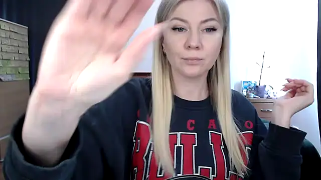 ParadiseAlina online show from 03-29-26, 04:07