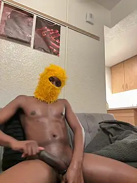 Snapshot of hungdrew9 chatting on 02-04-26, 05:52 hungdrew9 online show from 02-04-26, 05:52