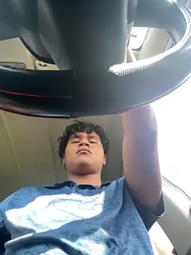 VRGUD0N19cm online show from 04-03-26, 09:13