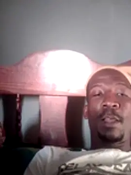Snapshot of longdickson12345 chatting on 07-11-26, 06:05 longdickson12345 online show from 07-11-26, 06:05