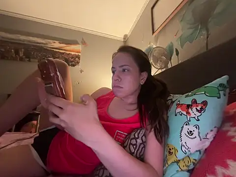 Snapshot of Vaua089 chatting on 04-14-26, 08:26 Vaua089 online show from 04-14-26, 08:26