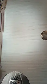 Snapshot of crassanova chatting on 11-14-25, 06:34 crassanova online show from 11-14-25, 06:34