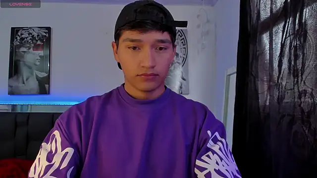 Snapshot of mateo-Esposito chatting on 10-26-25, 04:57 mateo-Esposito online show from 10-26-25, 04:57