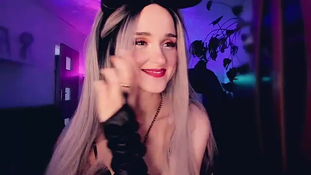 MistressJolie online show from 10-25-25, 10:56