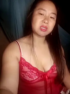 Snapshot of suki-lady chatting on 09-09-25, 03:11 suki-lady online show from 09-09-25, 03:11