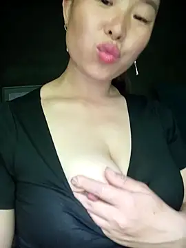 Snapshot of suki-lady chatting on 09-18-25, 04:58 suki-lady online show from 09-18-25, 04:58