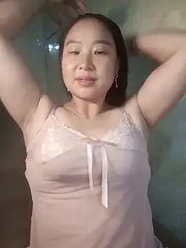 Snapshot of suki-lady chatting on 10-18-25, 01:12 suki-lady online show from 10-18-25, 01:12