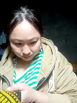 suki-lady online show from 12-03-25, 10:24